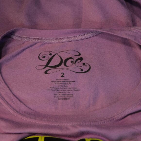 Torrid Doe Purple Lite Brite Better in the Dark Tee Shirt Size 2 Super Soft EUC - Picture 6 of 6